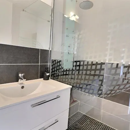 Le Factory - Ideal Pro/famille*wifi*parking Prive Apartamento